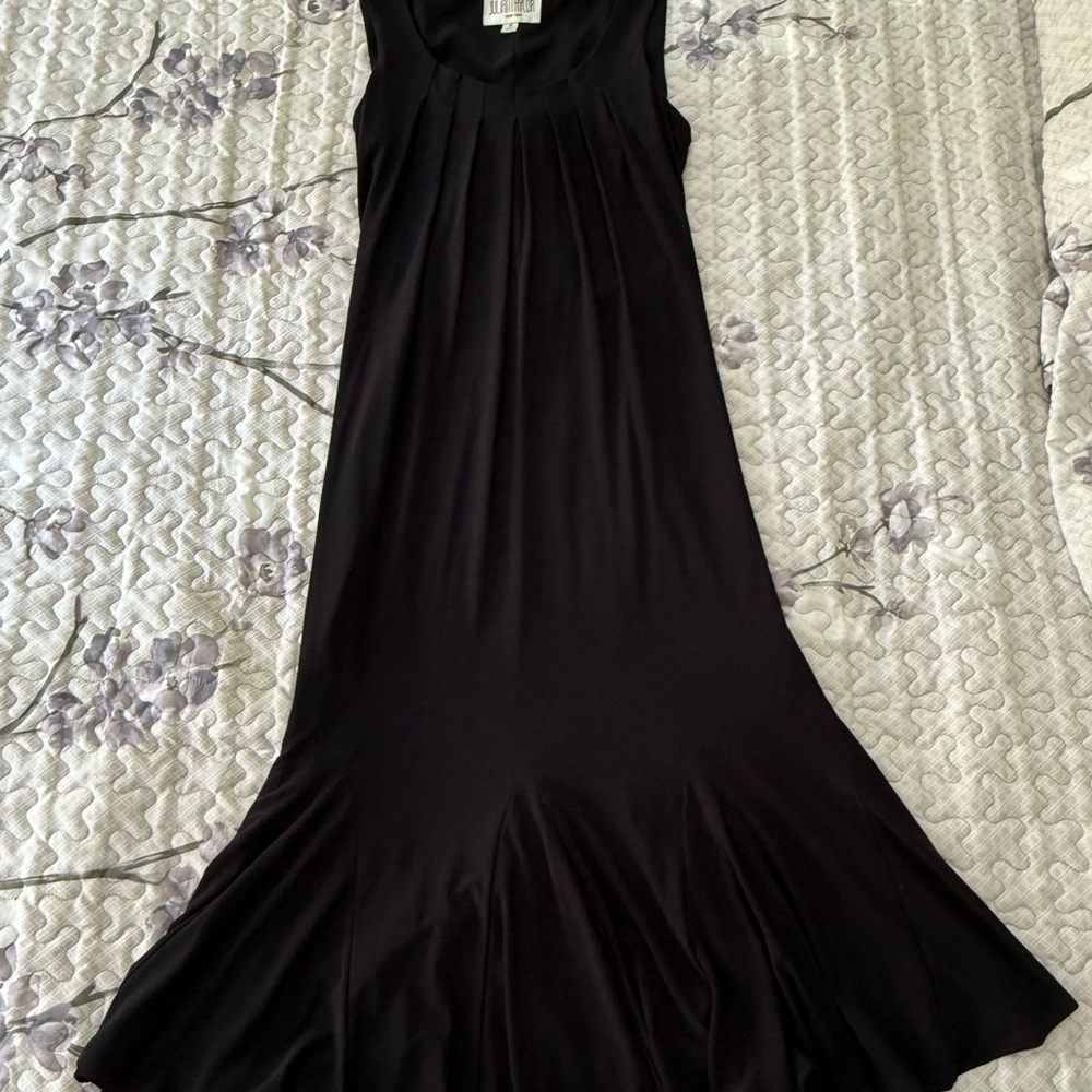 Julian Taylor Black Sleeveless Maxi Dress
